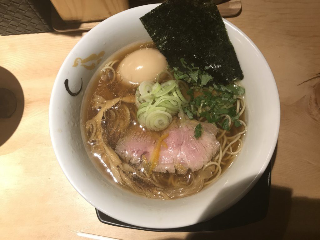 【ラーメンレビュー】新宿:SOBAHOUSE 金色不如帰で夜限定の鴨脂と蛤の醤油を食べてみた