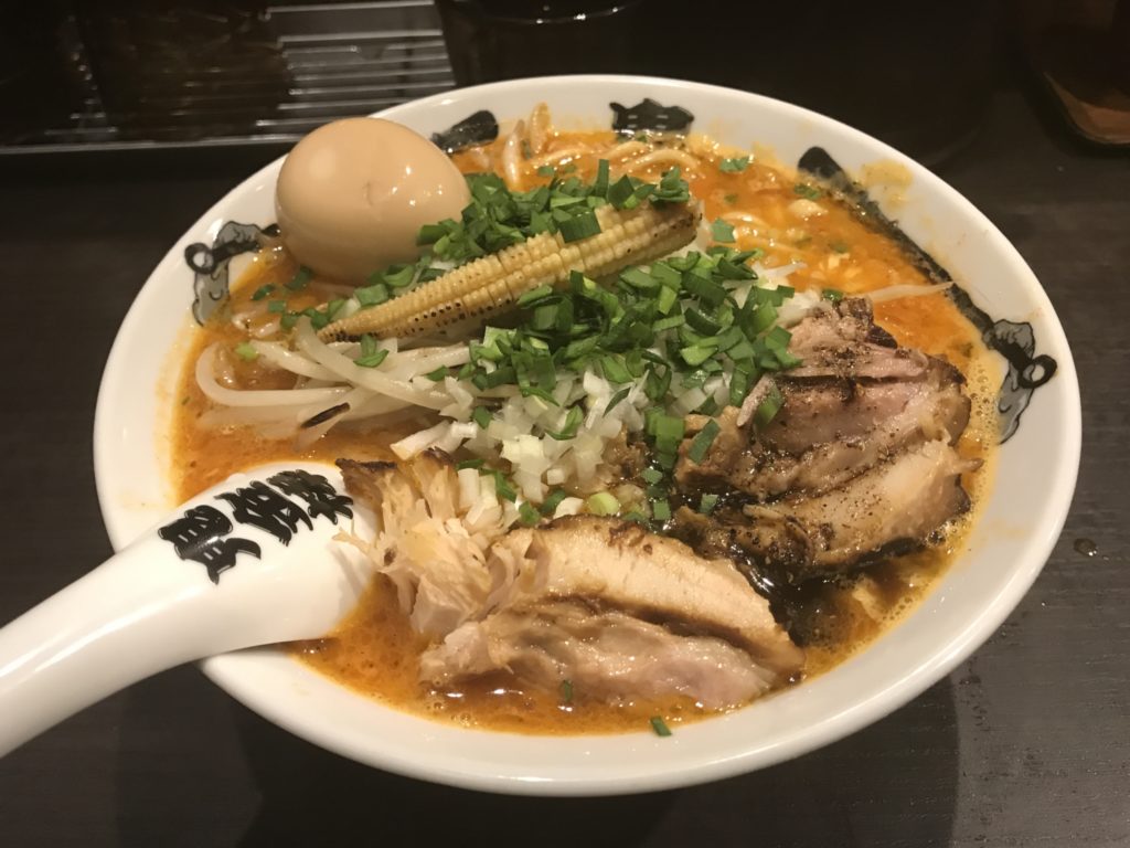 神田 カラシビ味噌らー麺鬼金棒の特製カラシビラーメンを食べてみた ラーメンレビュー