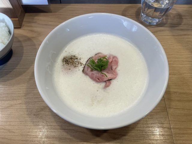 千歳船橋：らーめんMAIKAGURA(まいかぐら)の鶏白湯Cremaを食べてみた【ラーメンレビュー】